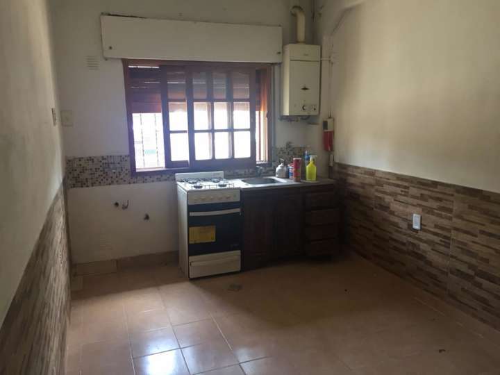 Departamento en alquiler en Enrique Ochoa, 402, Ciudad Autónoma de Buenos Aires