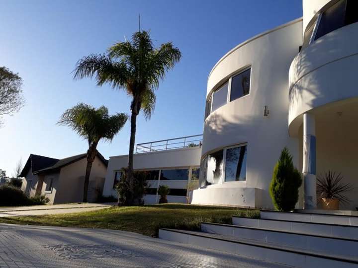Casa en alquiler en Avenida República de China, Córdoba