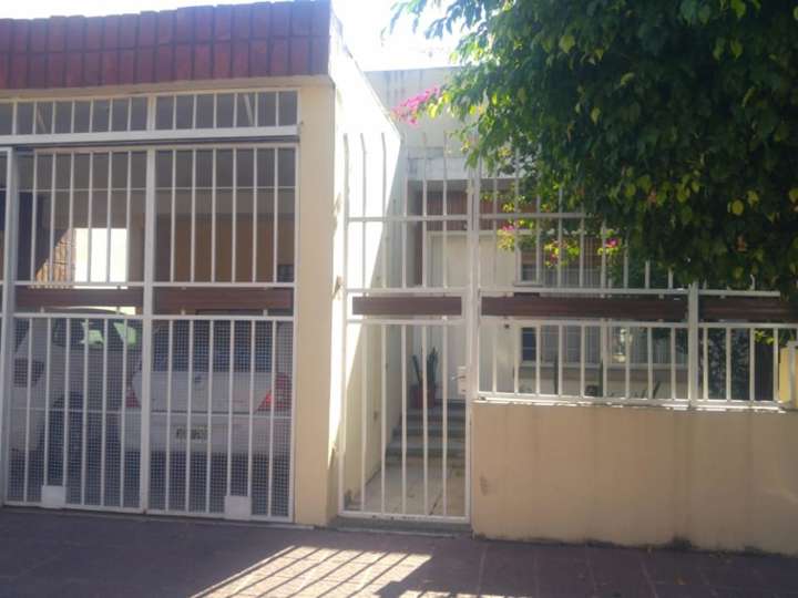 Casa en venta en Suipacha, 418, Haedo