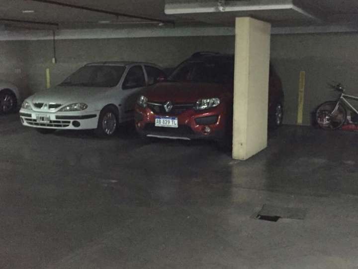 Cochera en venta en Maestro Ángel D'Elía, Buenos Aires