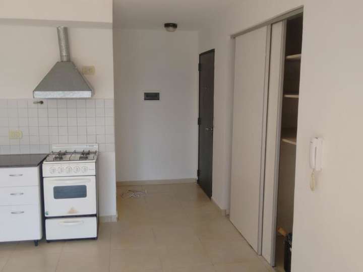 Departamento en venta en Muñoz, Buenos Aires