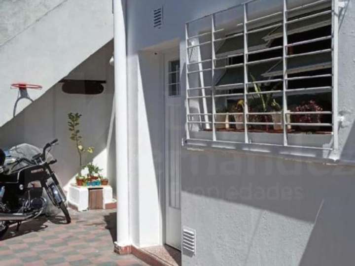 Edificio en venta en Doctor Guillermo Rawson, 612, Buenos Aires