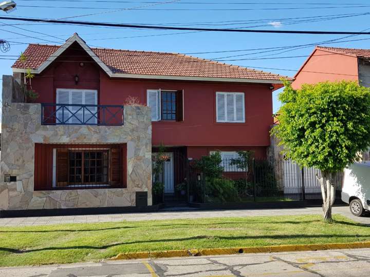 Casa en venta en Francisco Portela, 1215, Buenos Aires