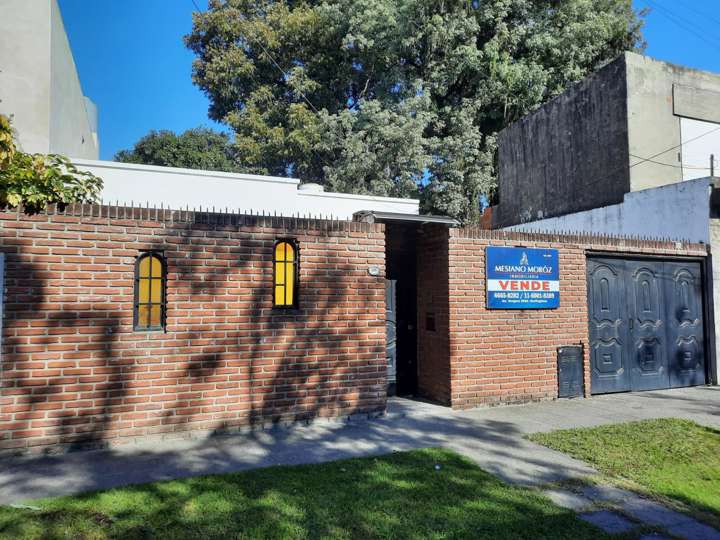 Casa en venta en Del Socorro, Villa Tesei