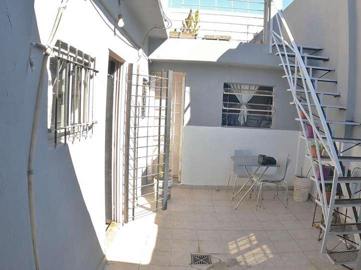 Edificio en venta en Agustín De Vedia, 2599, La Tablada