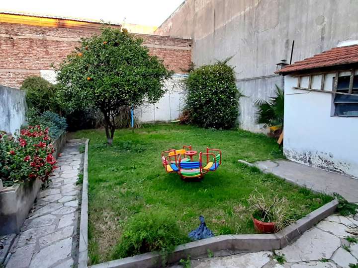 Edificio en venta en Catamarca, 1416, Piñeyro