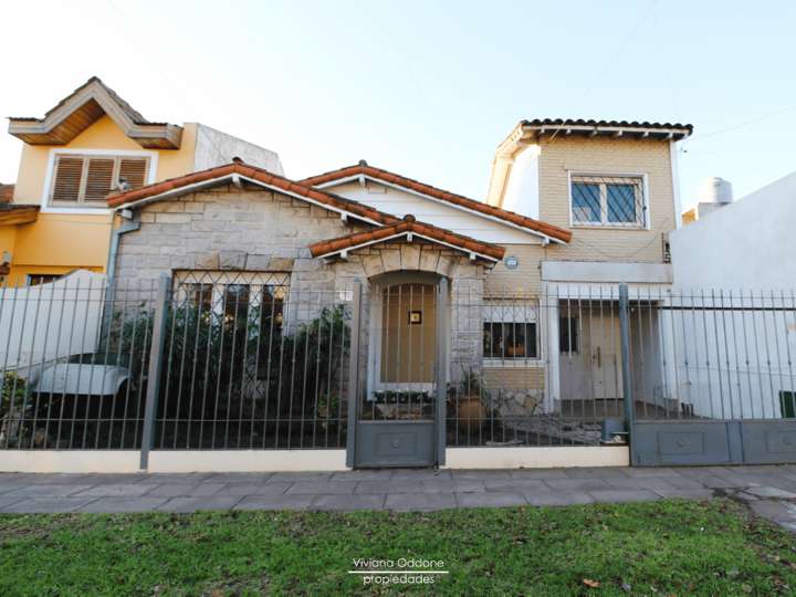 Casa en venta en Francia, 2974, Buenos Aires