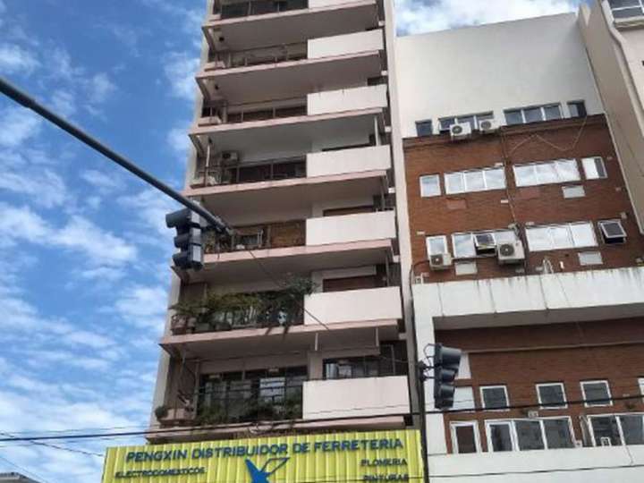 Departamento en venta en Avenida Hipólito Yrigoyen, 497, Buenos Aires