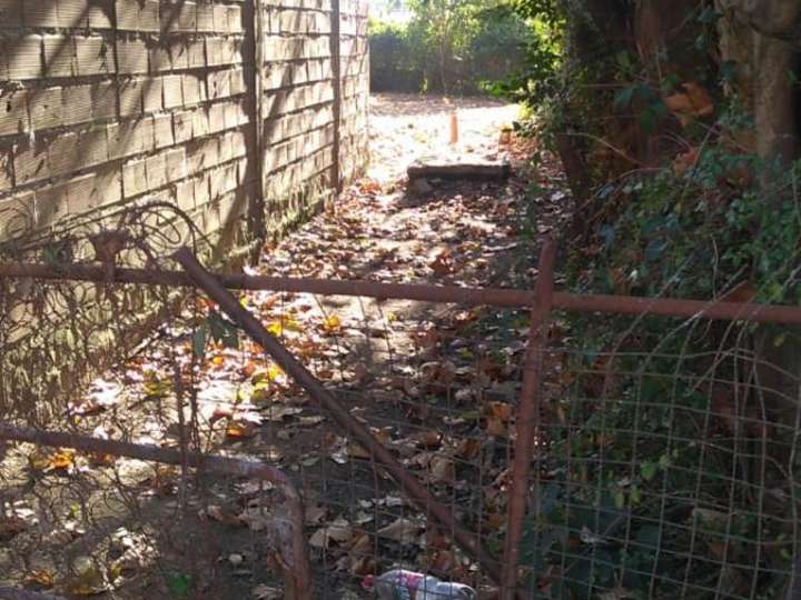 Terreno en venta en Francia, Garín