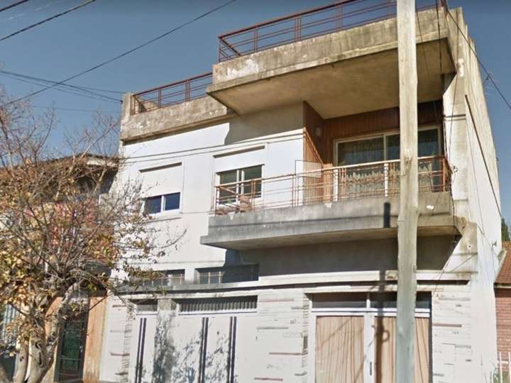 Casa en venta en Domingo French, 661, Buenos Aires