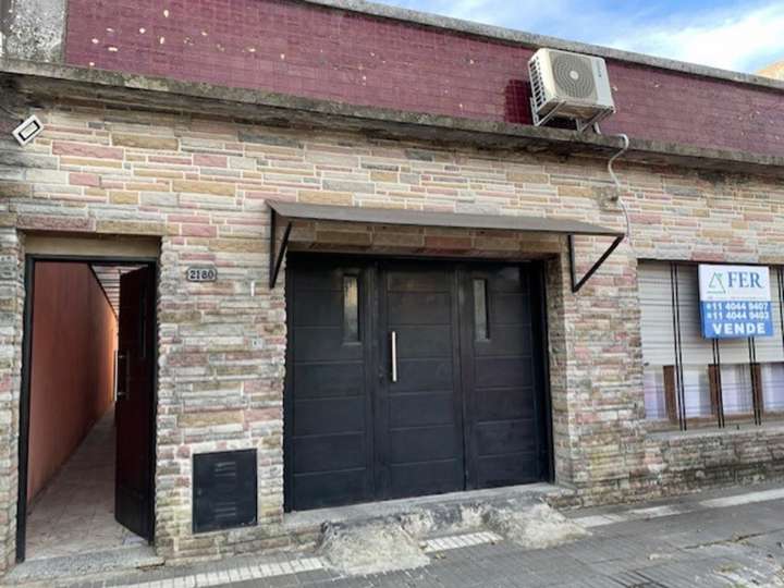 Casa en venta en Coronel Casacuberta, 2178, Gerli