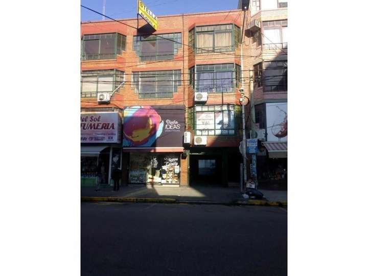 Oficina en venta en Hipólito Yrigoyen, 2546, Buenos Aires