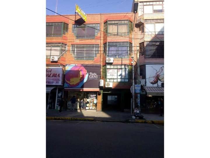 Oficina en venta en Hipólito Yrigoyen, 2546, Buenos Aires