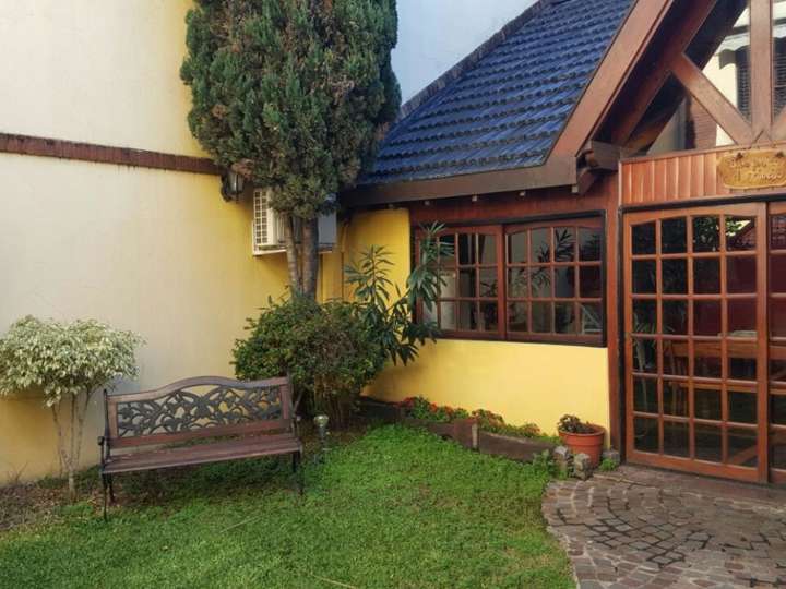 Casa en venta en Araujo, 700, Ciudad Autónoma de Buenos Aires