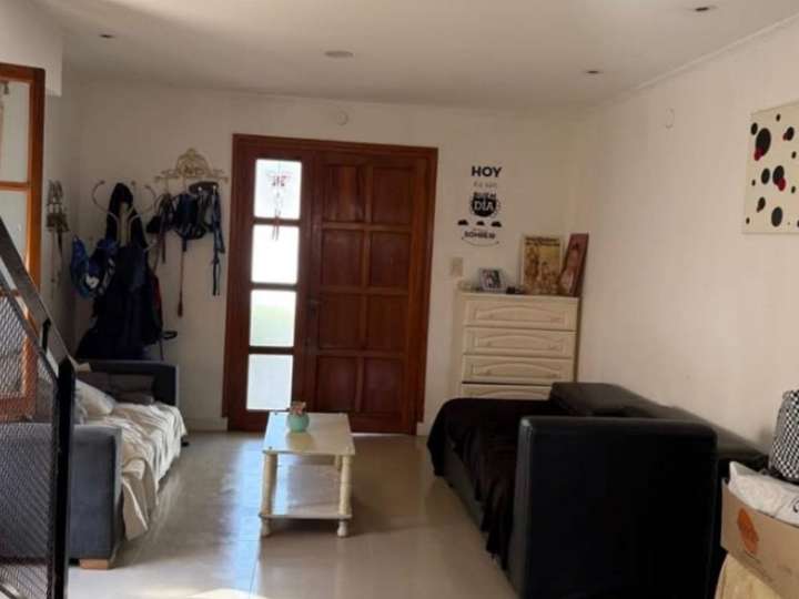 Casa en venta en Brown, General Villegas