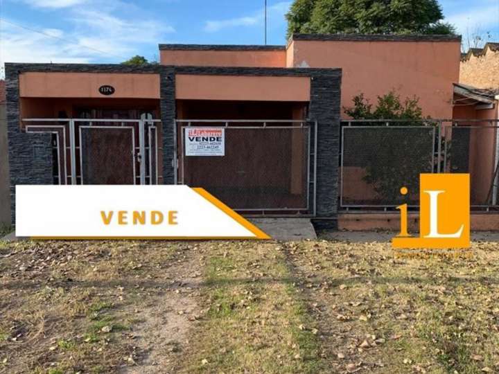 Casa en venta en R. Segade, 782, Brandsen