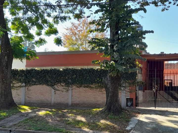 Casa en venta en Las Heras, 800, Buenos Aires