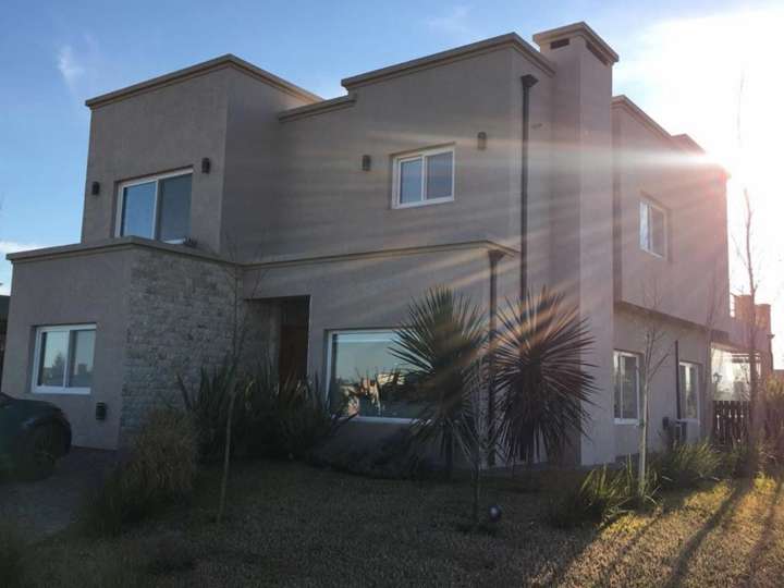 Casa en venta en Partido de Presidente Perón, Buenos Aires