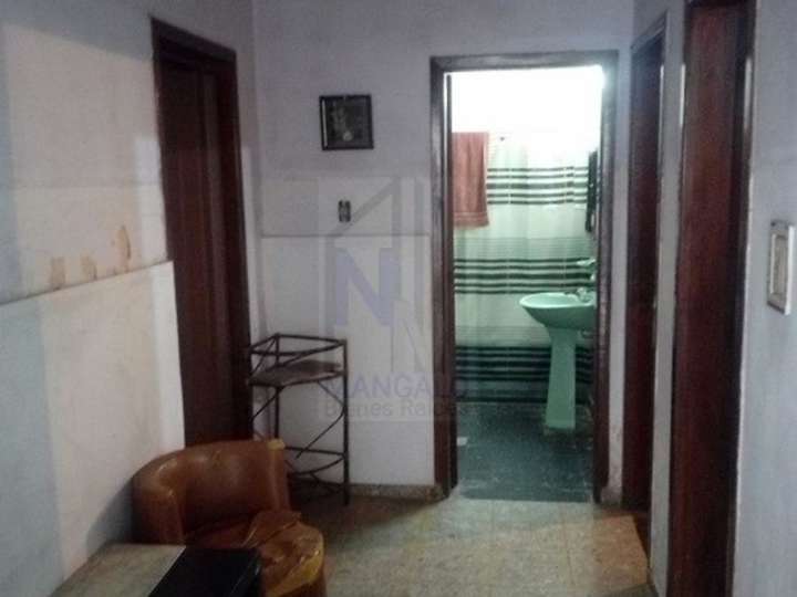 Casa en venta en Avenida Cevallos, Buenos Aires