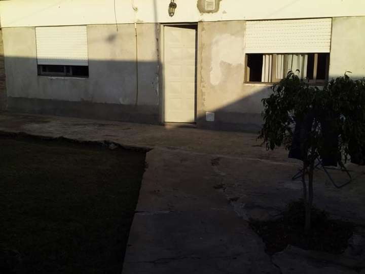 Edificio en venta en Avenida San Martín, 434, Belén de Escobar