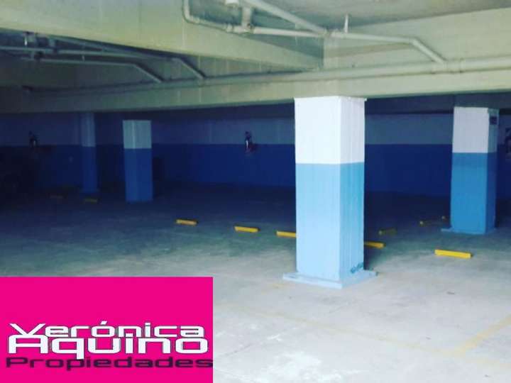 Cochera en venta en Alsina, 802, Buenos Aires