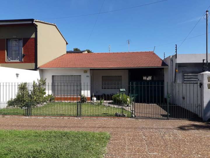 Casa en venta en Laprida, 3114, Buenos Aires