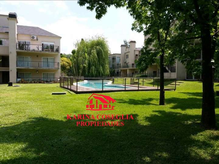 Departamento en venta en Champagnat, Pilar