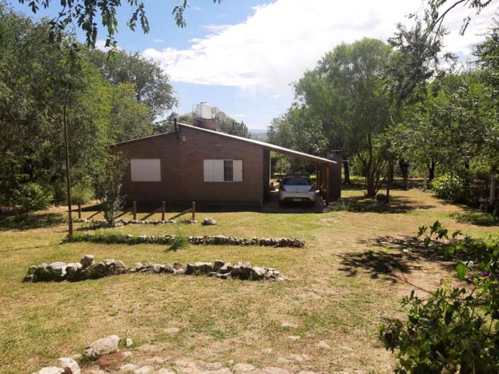Casa en venta en Armando Gómez, 802, Cosquín