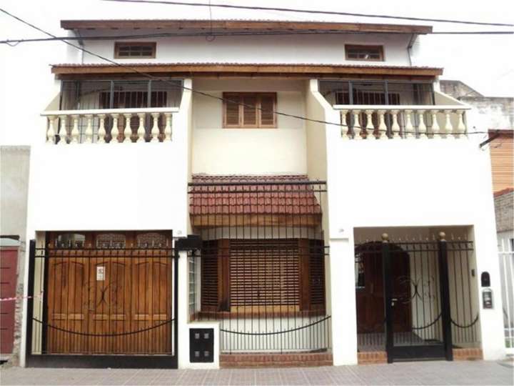 Casa en venta en Sarmiento, 199, Buenos Aires