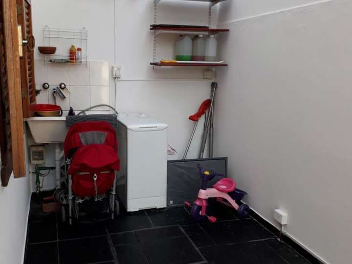 Departamento en venta en Larrea, 216, Buenos Aires