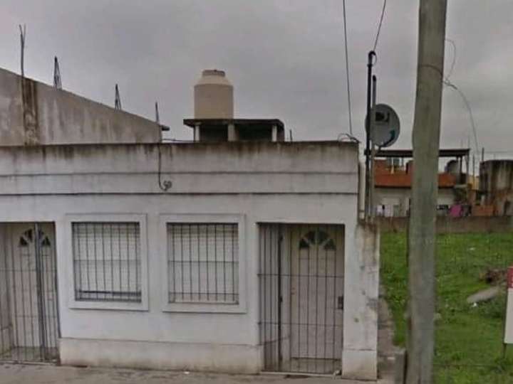 Terreno en venta en Avenida Oscar Smith, Ezpeleta