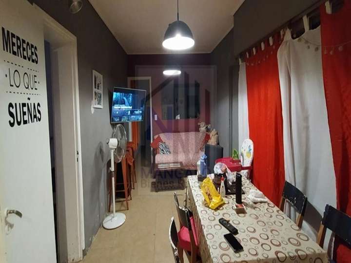 Casa en venta en San Luis, 402, Buenos Aires