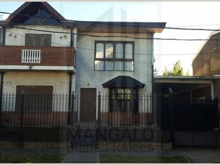 Casa en venta en Avenida Otamendi, Buenos Aires