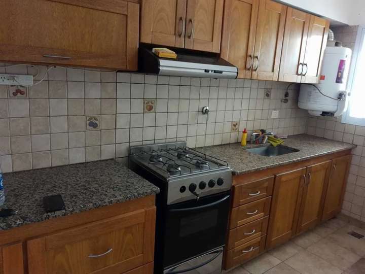 Departamento en venta en Avenida Presidente Juan Domingo Perón, Villa Luzuriaga