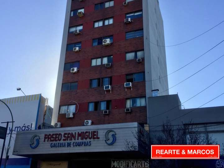 Oficina en venta en Avenida Doctor Ricardo Balbín, Buenos Aires