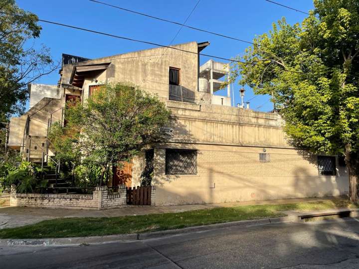 Casa en venta en 67 - Conscripto Bernardi, 2195, Villa Maipú