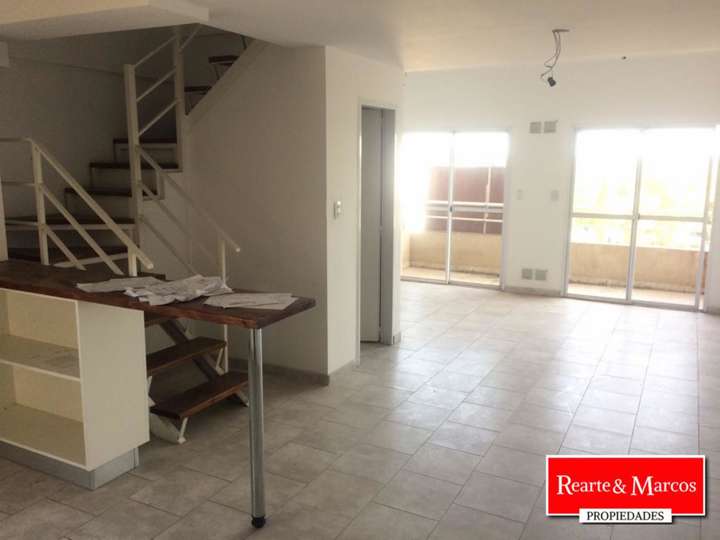 Departamento en venta en Leandro N. Alem, Buenos Aires