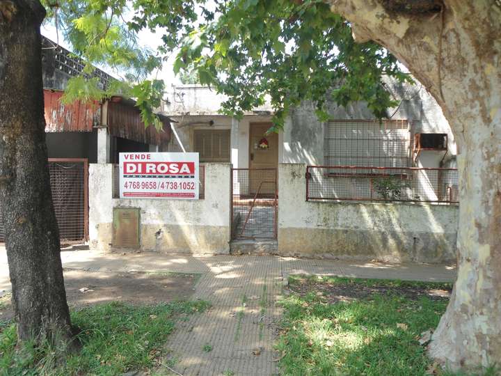 Casa en venta en 57 - 25 de Mayo, 8048, José León Suárez