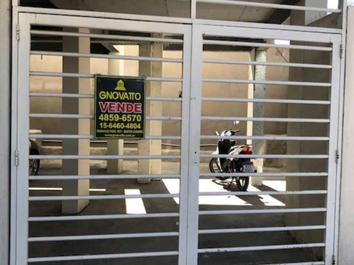 Plaza de Garage en venta en 432 - Doctor Atilio Carbone, 3619, Santos Lugares