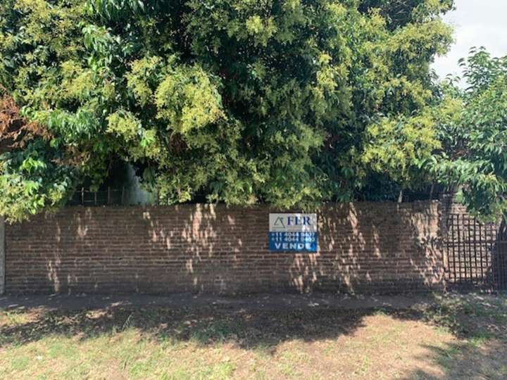 Terreno en venta en Pasaje Las Leonas, Buenos Aires