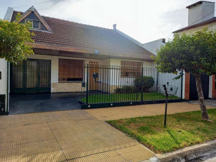 Casa en venta en Cotagaita, Buenos Aires