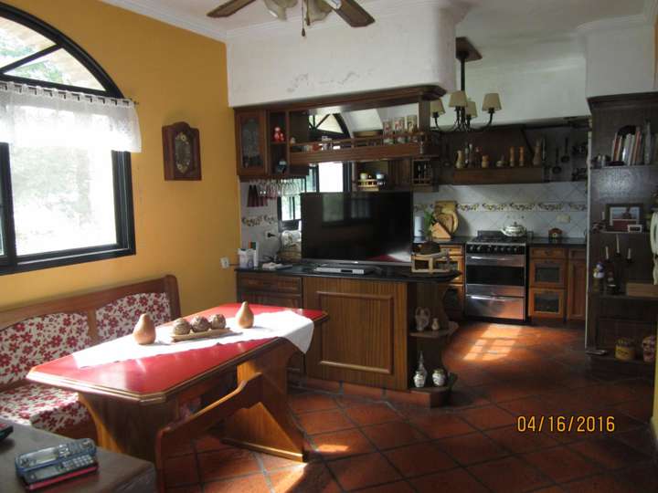 Casa en venta en Avenida Soberanía Nacional, Guernica