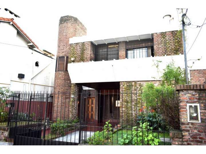 Casa en venta en Nicolás Avellaneda, 2, Buenos Aires