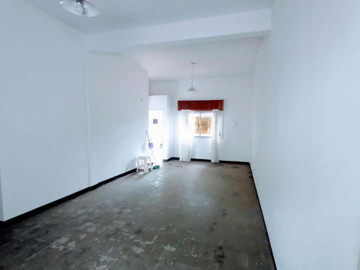 Casa en venta en Boulevard Presidente Perón, Buenos Aires