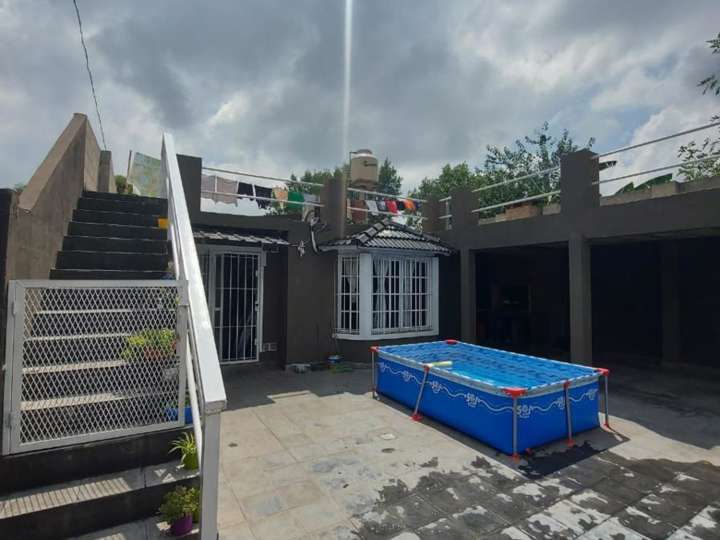 Casa en venta en Los Robles, Francisco Álvarez