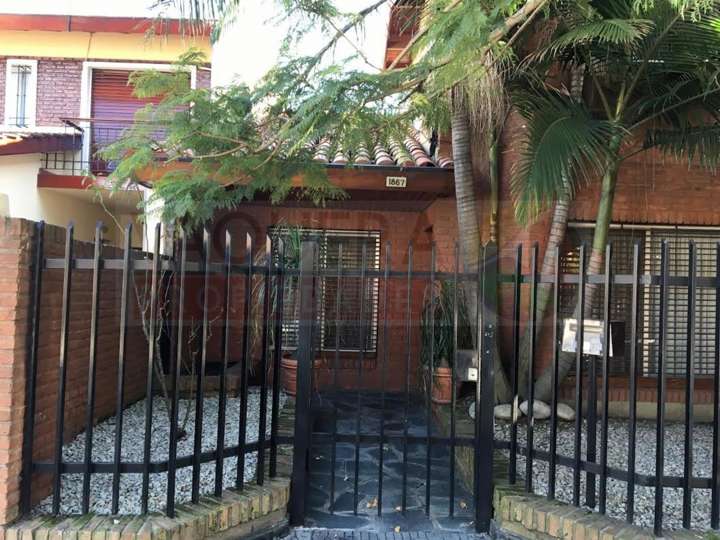 Casa en venta en Matheu, 1858, Boulogne Sur Mer