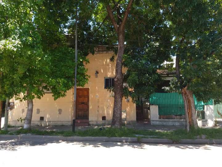 Casa en venta en Hipólito Vieytes, San Fernando