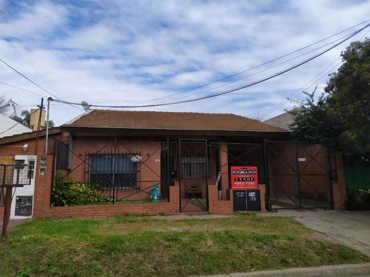 Edificio en venta en Liszt, Hurlingham