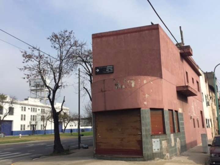 Comercial / Tienda en venta en Avenida Amancio Alcorta, 3700, Ciudad Autónoma de Buenos Aires