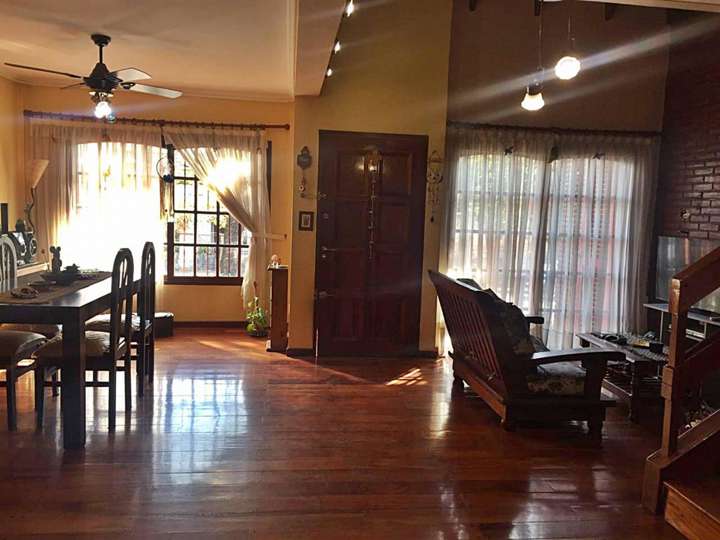 Casa en venta en Enrique Ochoa, 334, Ciudad Autónoma de Buenos Aires